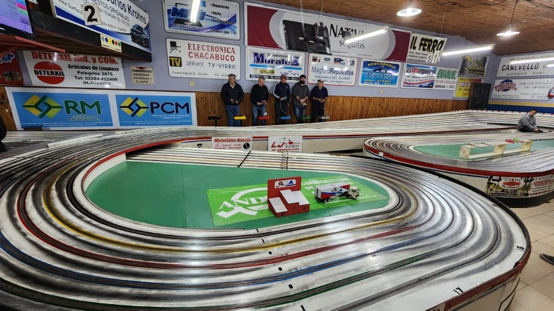 Se puso en marcha el campeonato de slot de automodelismo